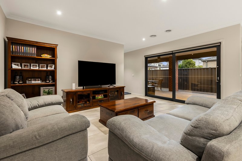 Photo - 6 Dianella Avenue, Kalkallo VIC 3064 - Image 13