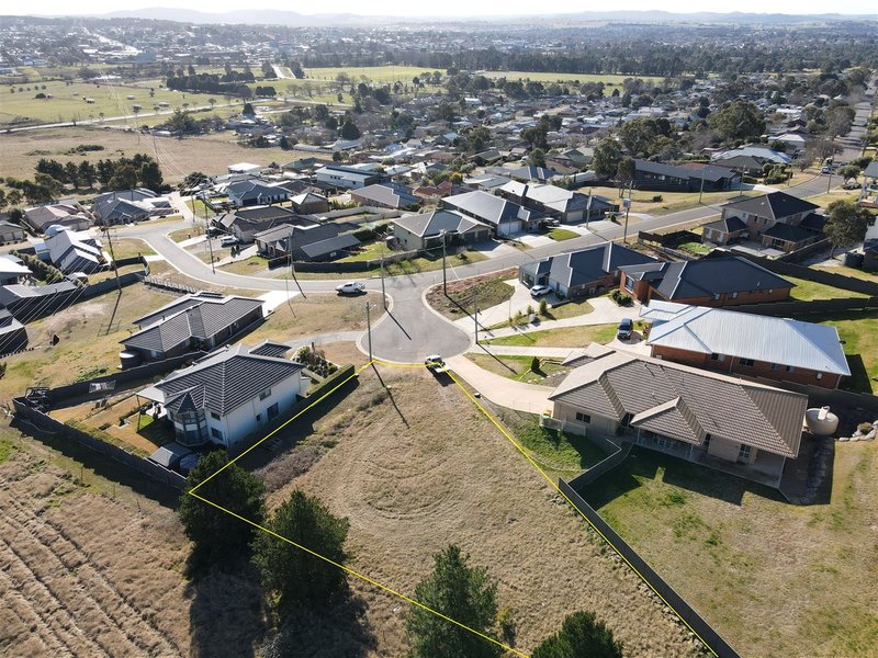 Photo - 6 Dianella Place, Goulburn NSW 2580 - Image