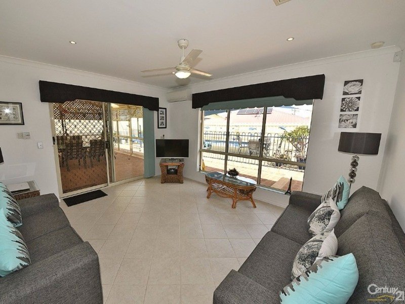 Photo - 6 Dilkera Place, Quinns Rocks WA 6030 - Image 5