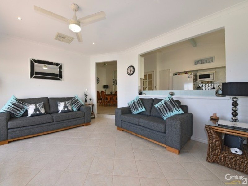 Photo - 6 Dilkera Place, Quinns Rocks WA 6030 - Image 6