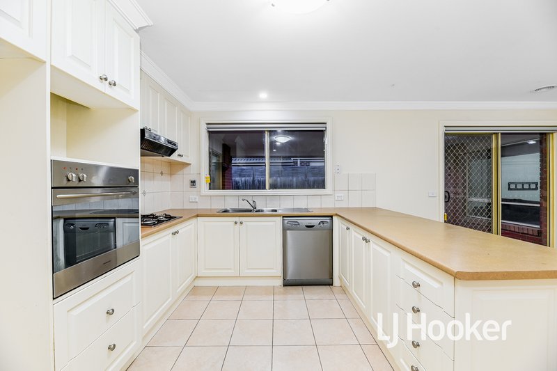 Photo - 6 Dobell Street, Pakenham VIC 3810 - Image 2