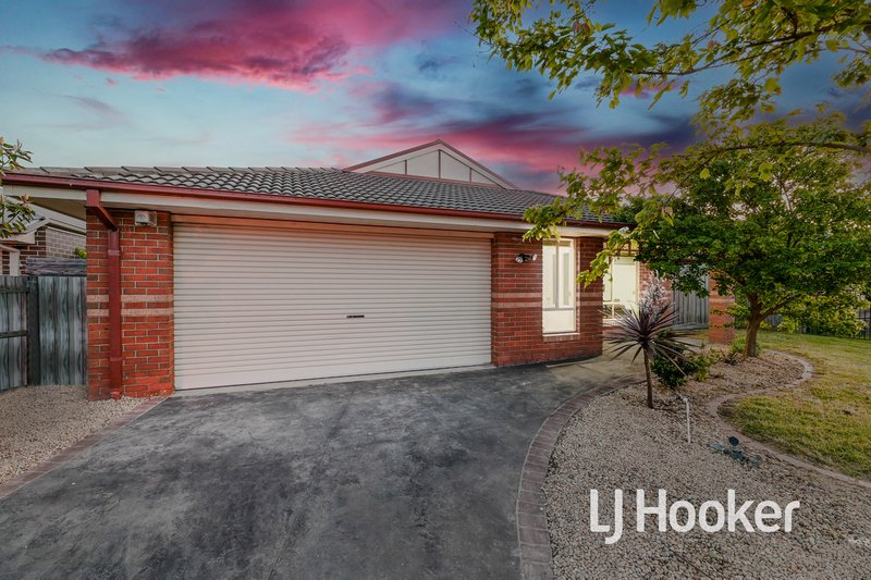 Photo - 6 Dobell Street, Pakenham VIC 3810 - Image 15