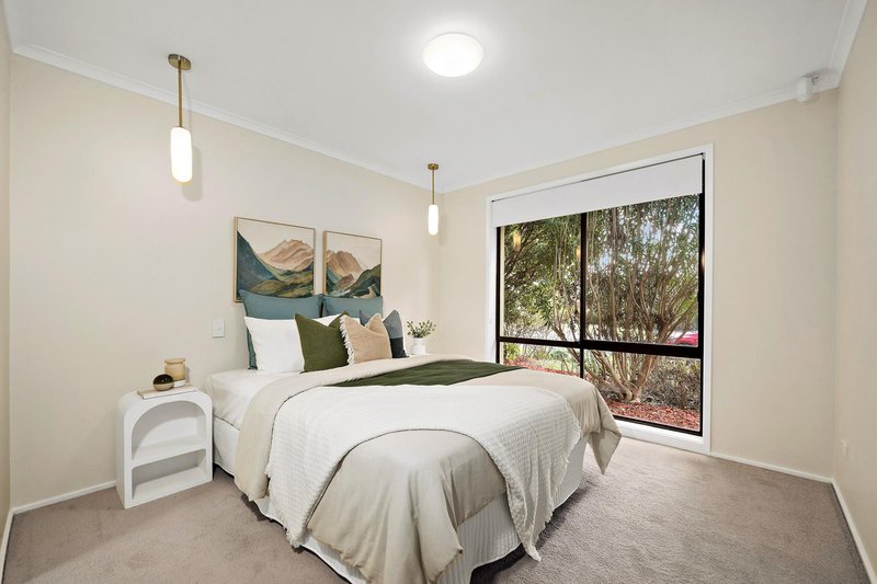 Photo - 6 Dodwell Street, Giralang ACT 2617 - Image 16