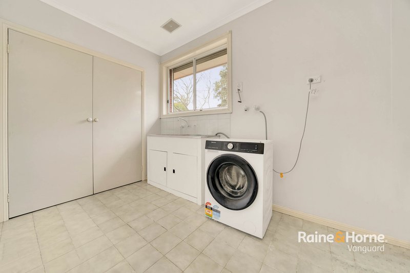 Photo - 6 Doherty Street, Deer Park VIC 3023 - Image 17