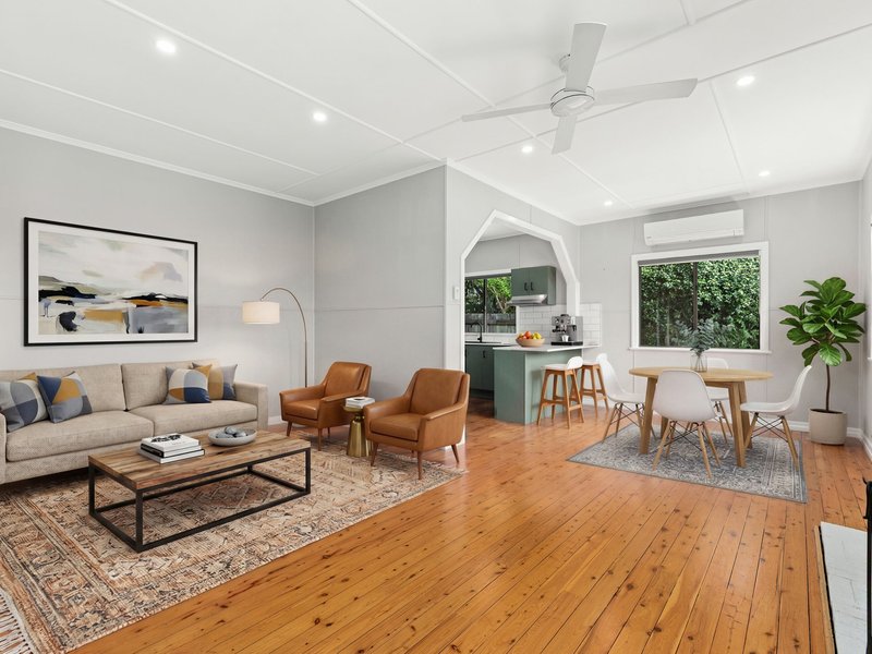 Photo - 6 Donald Street, Warwick QLD 4370 - Image 2