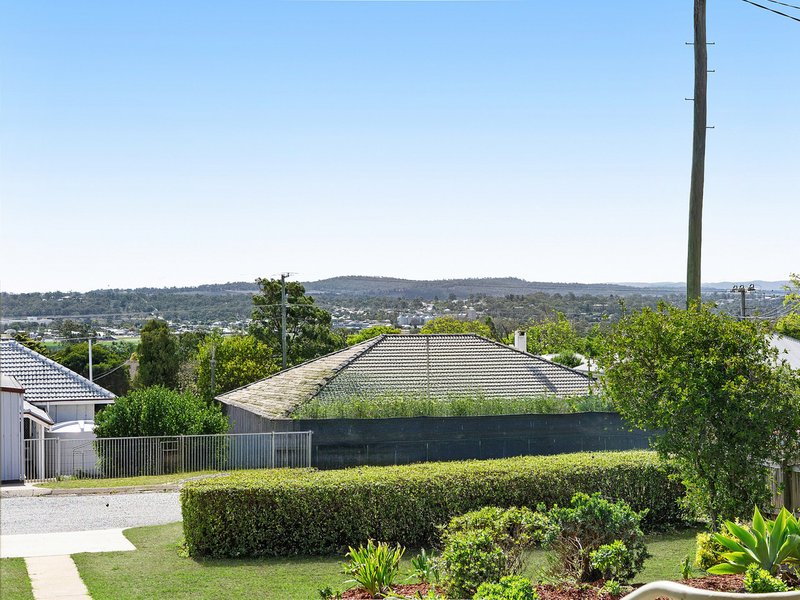 Photo - 6 Donald Street, Warwick QLD 4370 - Image 6