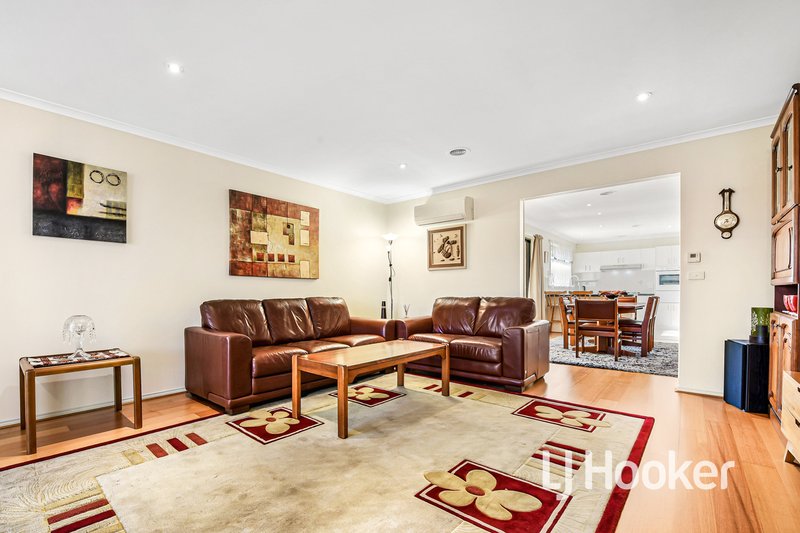 Photo - 6 Donegal Way, Hampton Park VIC 3976 - Image 2