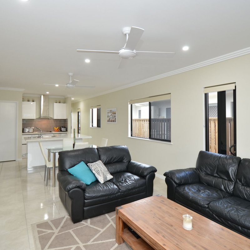 Photo - 6 Dorney Street, Oonoonba QLD 4811 - Image 3