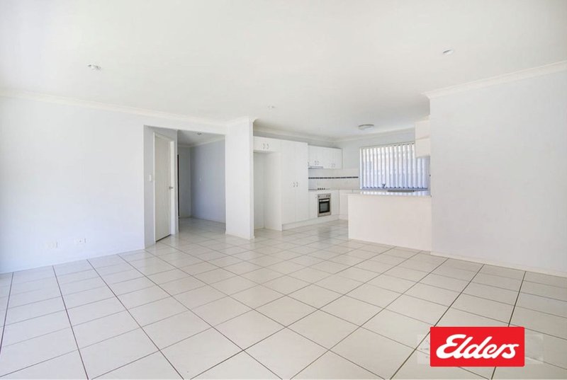 Photo - 6 Dornoch Crescent, Raceview QLD 4305 - Image 3