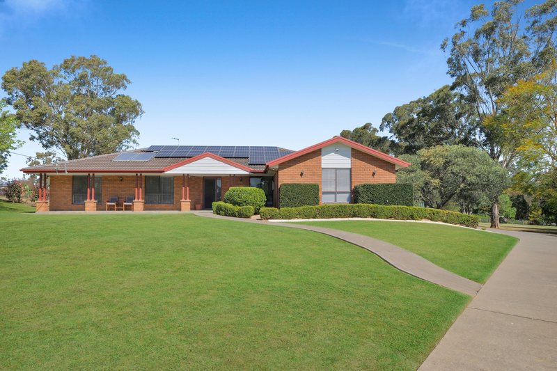 6 Doust Place, Grasmere NSW 2570