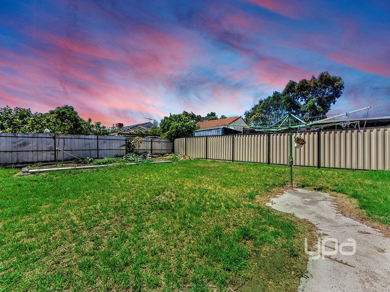 Photo - 6 Dover Street, Albanvale VIC 3021 - Image 7