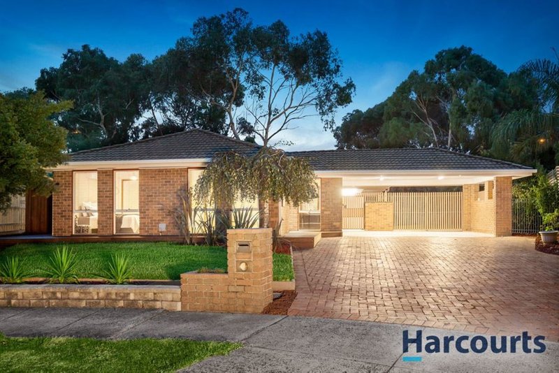 6 Downshire Close, Wantirna South VIC 3152