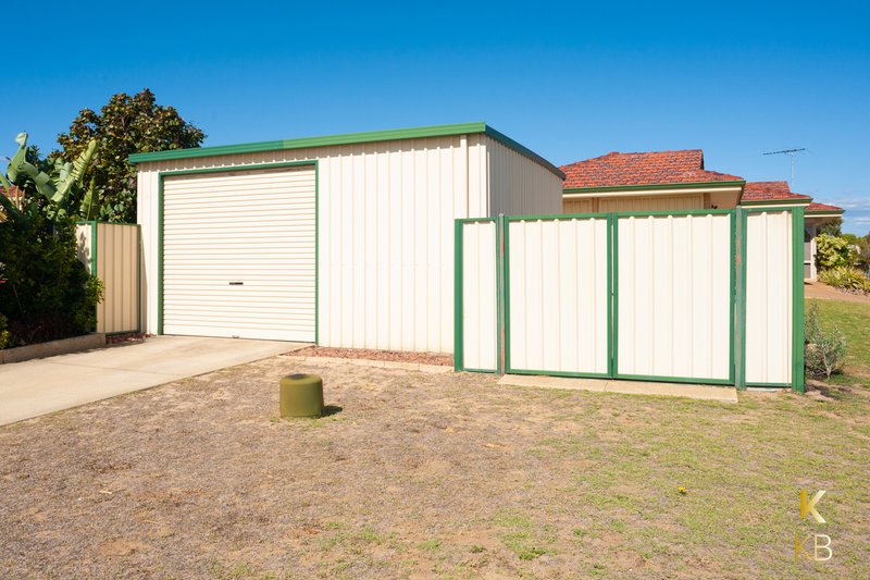 Photo - 6 Dress Cir , Warnbro WA 6169 - Image 4