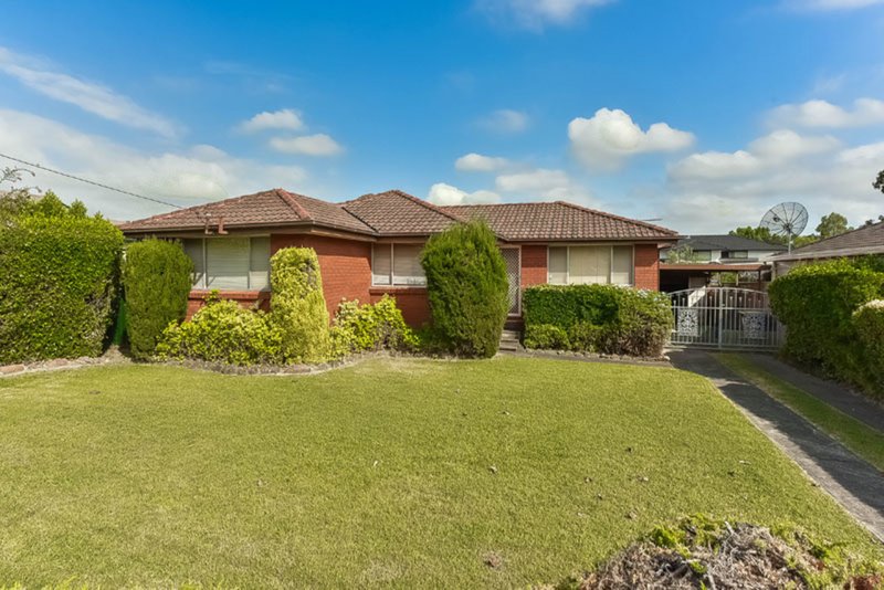 6 Drumalbyn St , Ingleburn NSW 2565