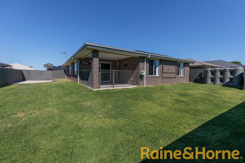 Photo - 6 Drysdale Close, Dubbo NSW 2830 - Image 14