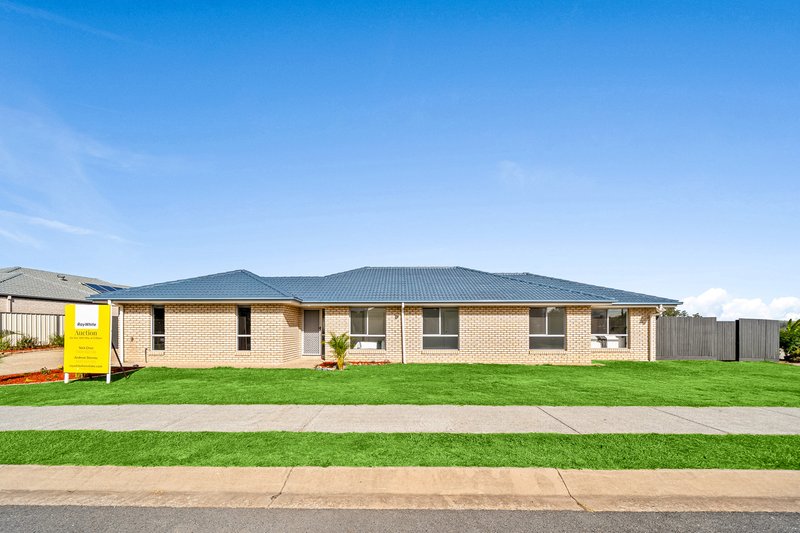 Photo - 6 Dudman Street, Collingwood Park QLD 4301 - Image 2