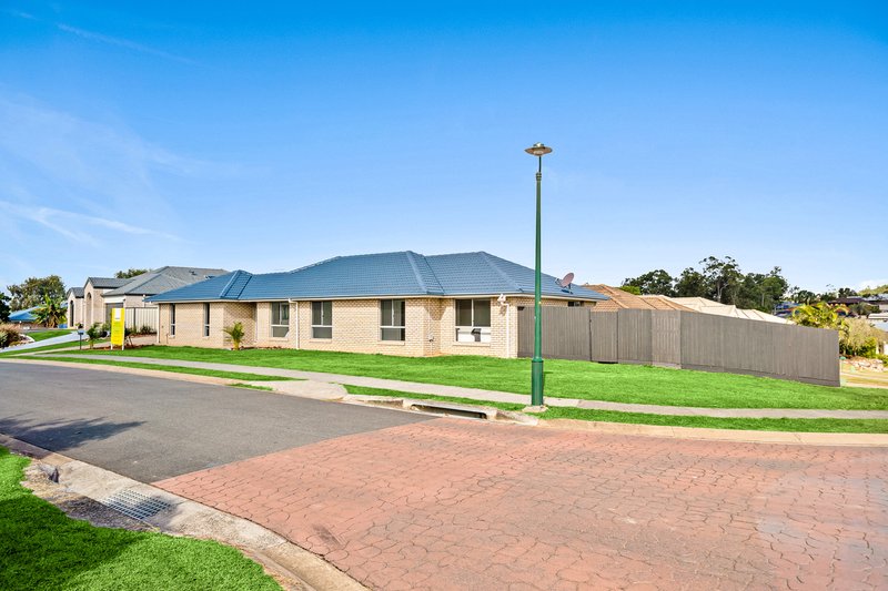 Photo - 6 Dudman Street, Collingwood Park QLD 4301 - Image 3