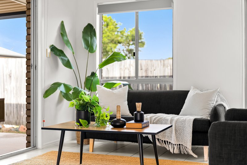 Photo - 6 Dudman Street, Collingwood Park QLD 4301 - Image 13