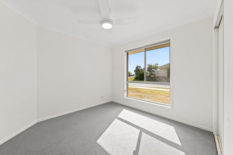 Photo - 6 Dudman Street, Collingwood Park QLD 4301 - Image 17