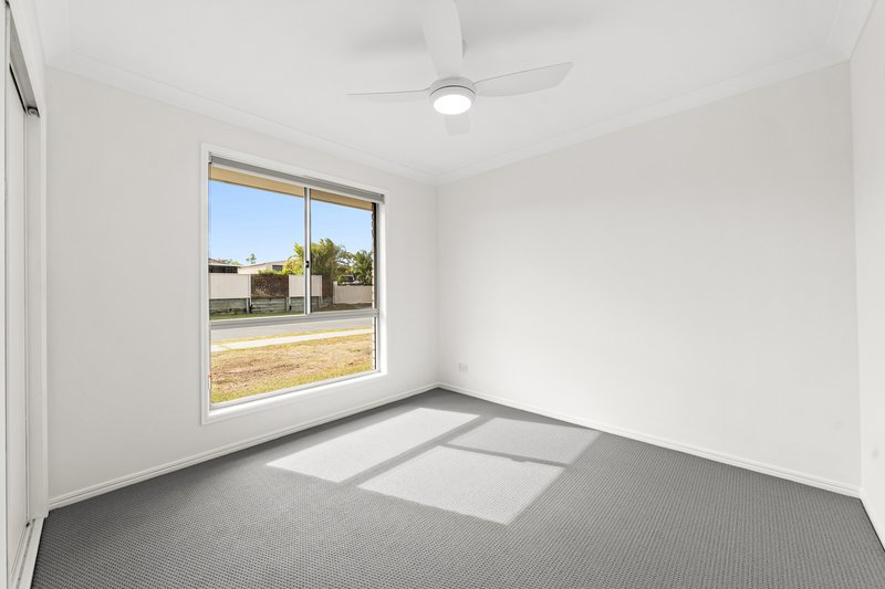 Photo - 6 Dudman Street, Collingwood Park QLD 4301 - Image 18