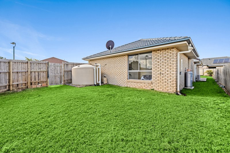 Photo - 6 Dudman Street, Collingwood Park QLD 4301 - Image 23