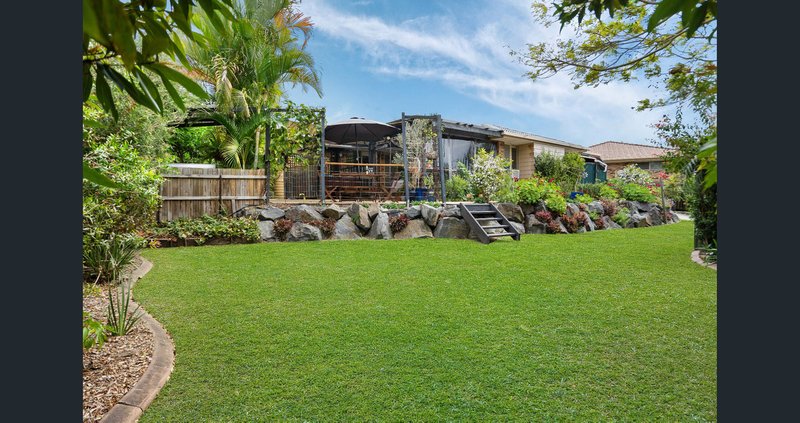 Photo - 6 Duesbury Crescent, Edens Landing QLD 4207 - Image 10