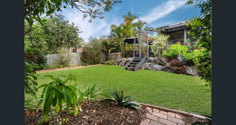 Photo - 6 Duesbury Crescent, Edens Landing QLD 4207 - Image 11