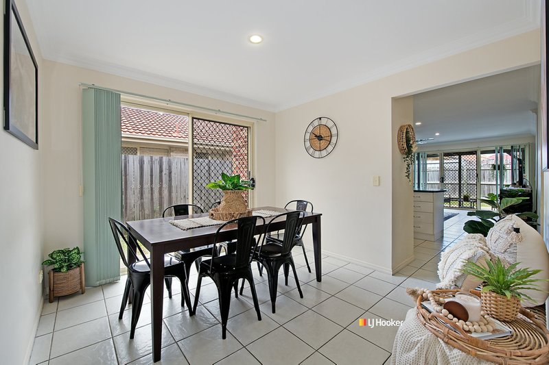 Photo - 6 Dumaresq Crescent, Murrumba Downs QLD 4503 - Image 5