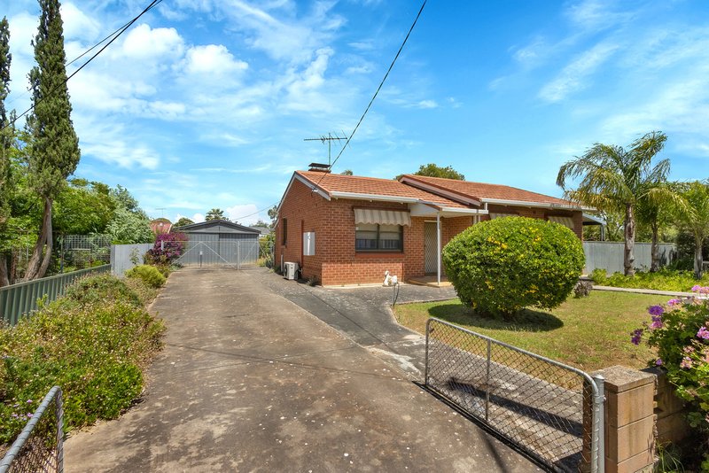 Photo - 6 Duncan Crescent, Gawler South SA 5118 - Image 2