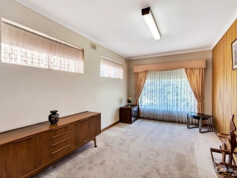 Photo - 6 Dunn Avenue, Findon SA 5023 - Image 5