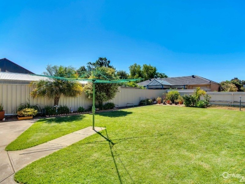 Photo - 6 Dunn Avenue, Findon SA 5023 - Image 11