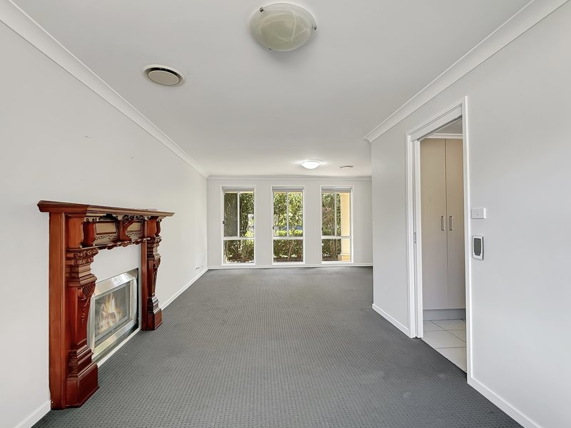 Photo - 6 Dunne Close, Goulburn NSW 2580 - Image 2