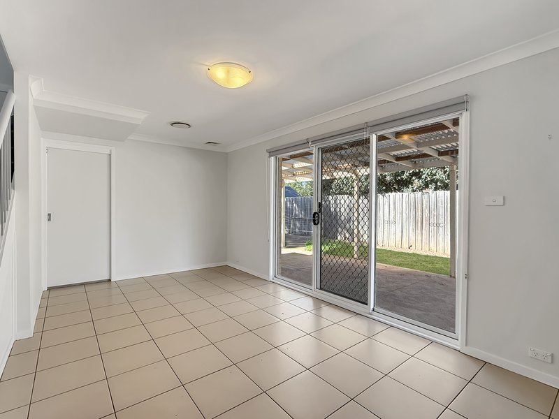 Photo - 6 Dunne Close, Goulburn NSW 2580 - Image 6