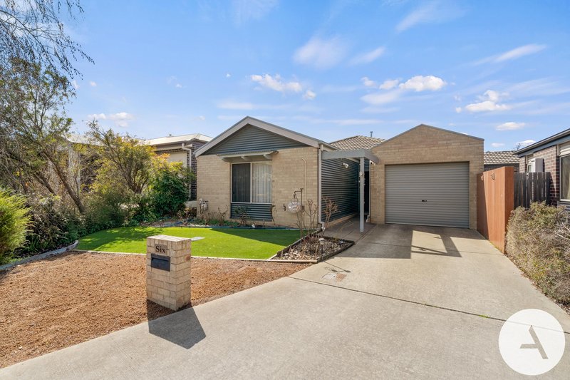 Photo - 6 Dymphna Place, Franklin ACT 2913 - Image 1