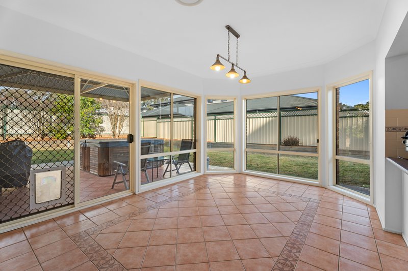 Photo - 6 Dyson Place, Glenmore Park NSW 2745 - Image 7