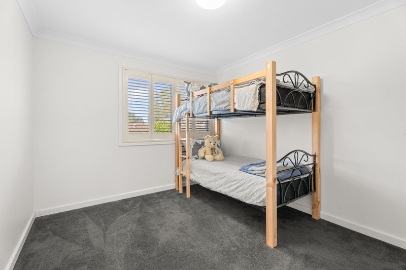 Photo - 6 Dyson Place, Glenmore Park NSW 2745 - Image 16