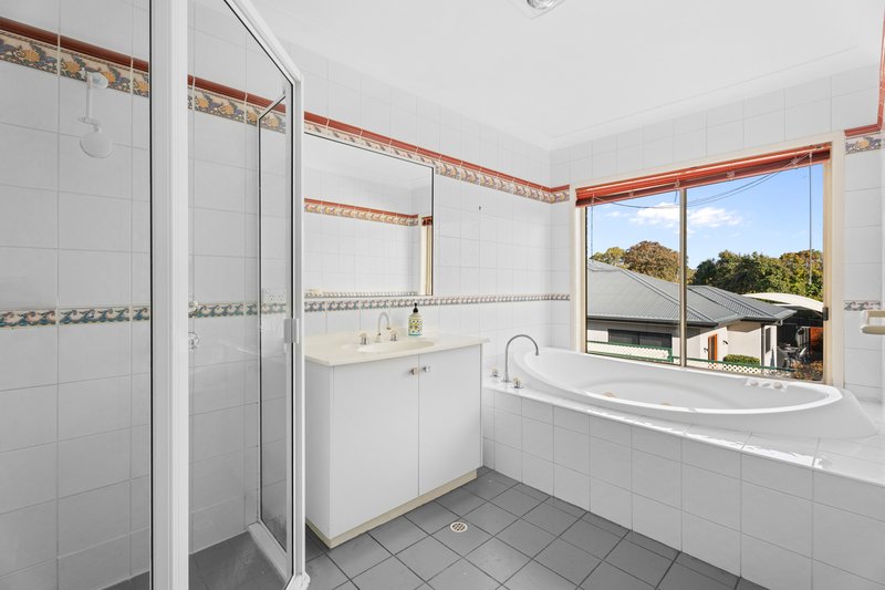 Photo - 6 Dyson Place, Glenmore Park NSW 2745 - Image 18