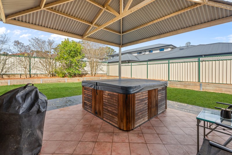 Photo - 6 Dyson Place, Glenmore Park NSW 2745 - Image 19