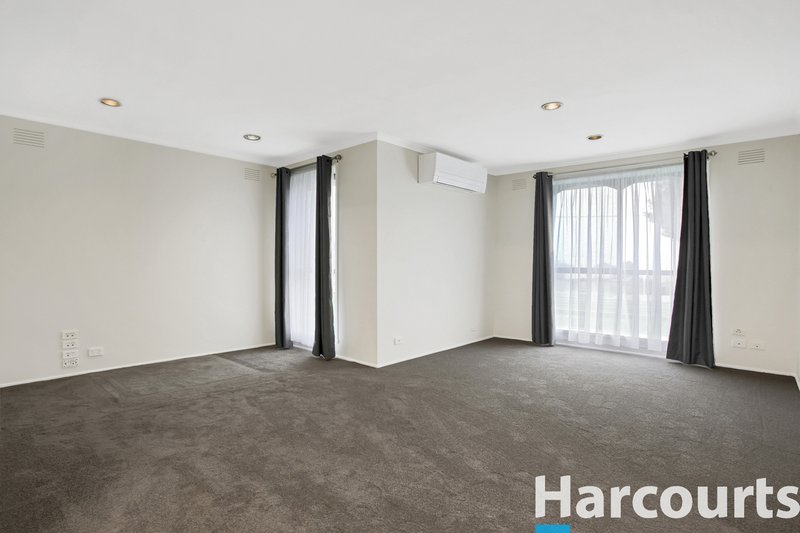 Photo - 6 Eagle Drive, Pakenham VIC 3810 - Image 4