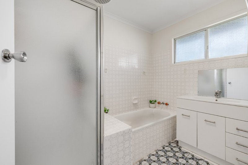 Photo - 6 Earnshaw Street, Golden Beach QLD 4551 - Image 6