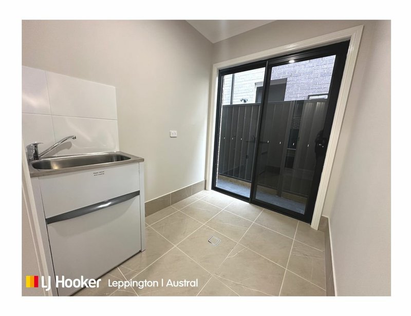 Photo - 6 Eclipse Street, Oran Park NSW 2570 - Image 15