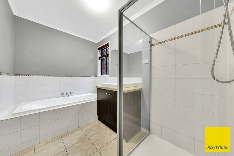 Photo - 6 Edgevale Way, Tarneit VIC 3029 - Image 11