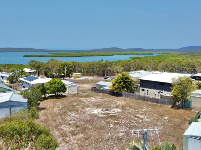 Photo - 6 Edinburgh Court, Turkey Beach QLD 4678 - Image 2