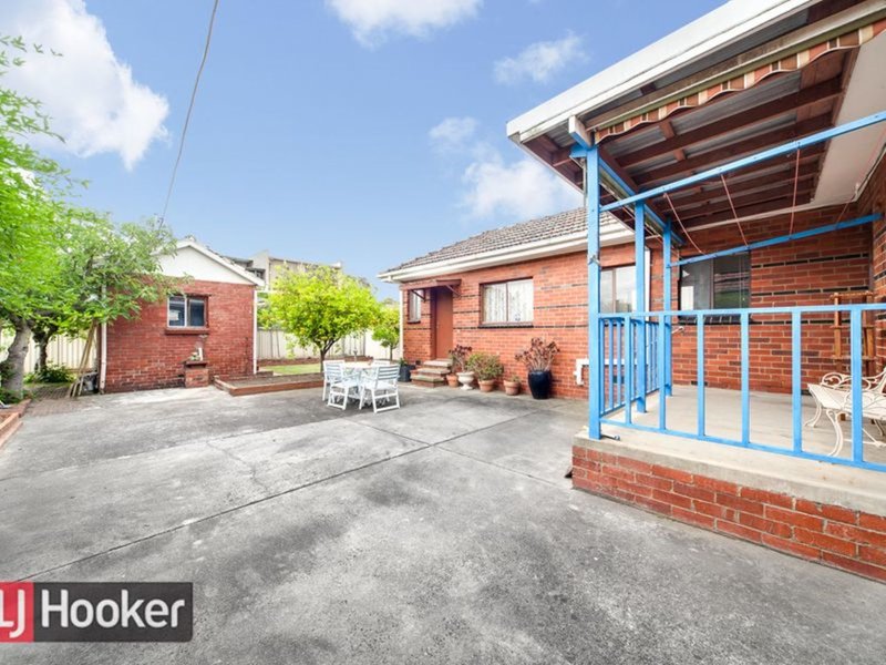 Photo - 6 Edmond St , Springvale VIC 3171 - Image 16