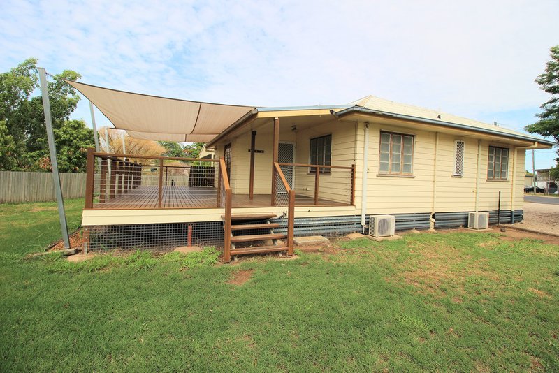 6 Edwards Place, Emerald QLD 4720