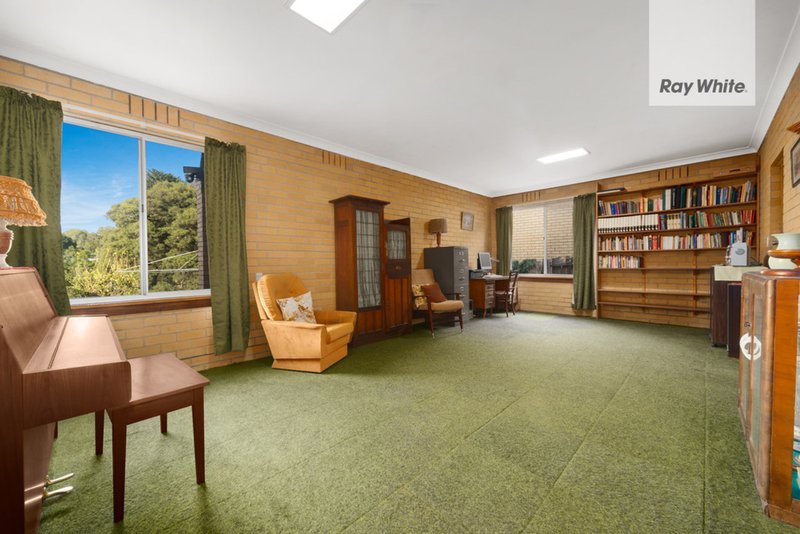 Photo - 6 Efron Street, Nunawading VIC 3131 - Image 5