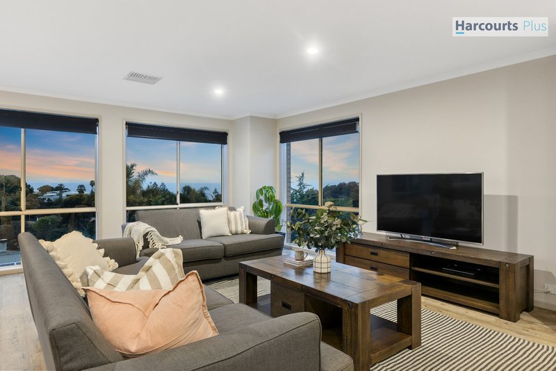 Photo - 6 Egret Court, Hallett Cove SA 5158 - Image 3