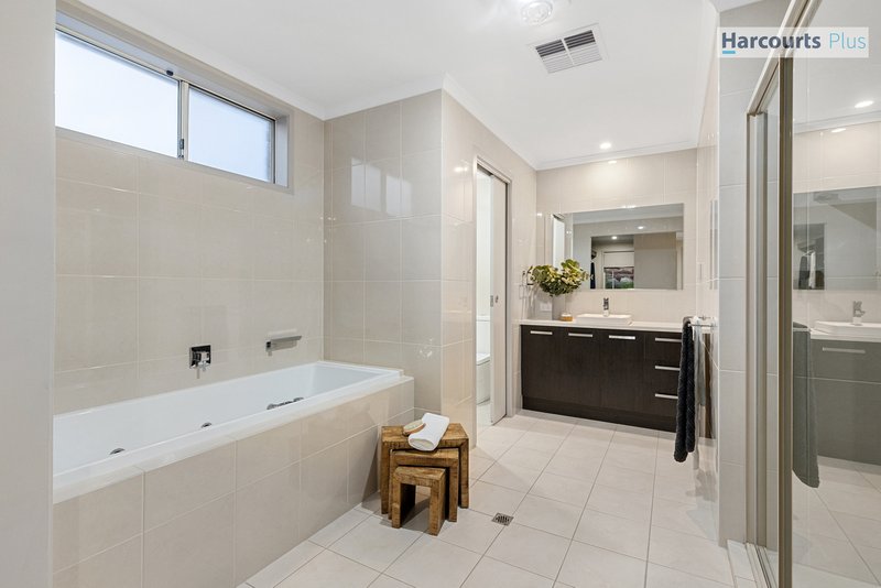 Photo - 6 Egret Court, Hallett Cove SA 5158 - Image 12