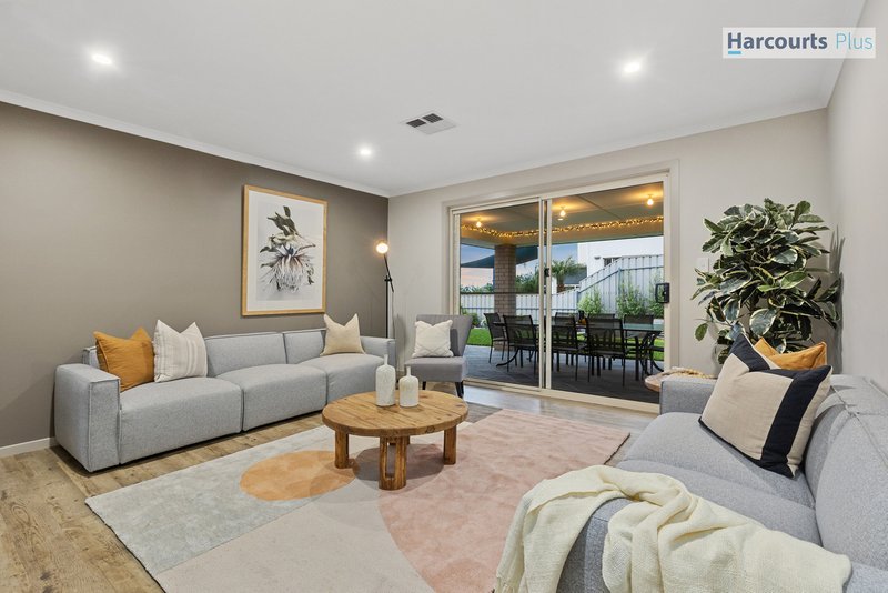 Photo - 6 Egret Court, Hallett Cove SA 5158 - Image 13