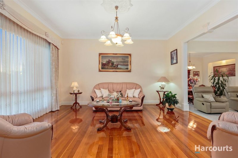 Photo - 6 Eliana Court, Rowville VIC 3178 - Image 3